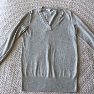 Banana Republic Gray, Thin V-Neck Sweater